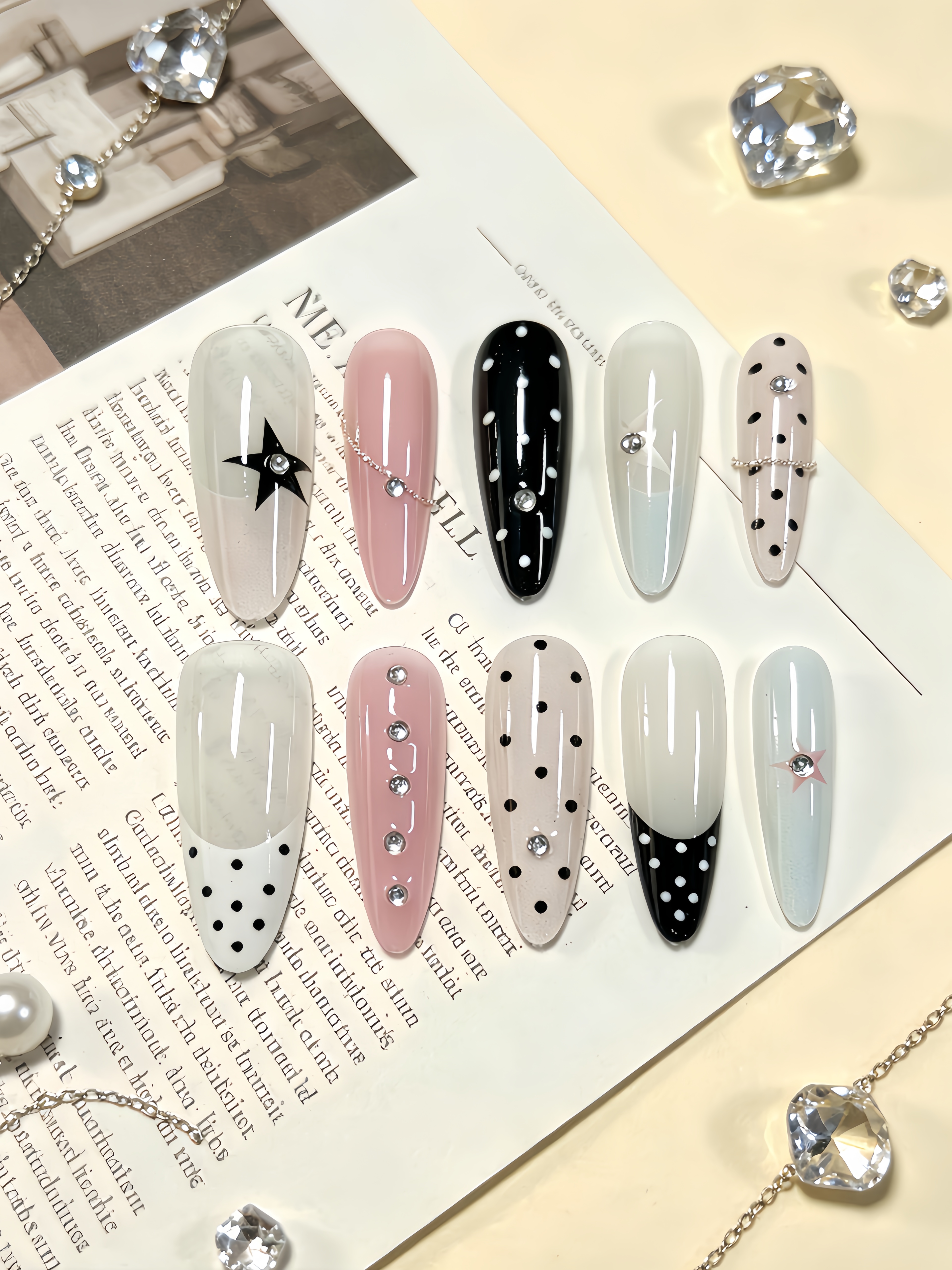 10 Medium-Length Teardrop-Shap - مراجعة Korean Arts And Lifestyle وسعره