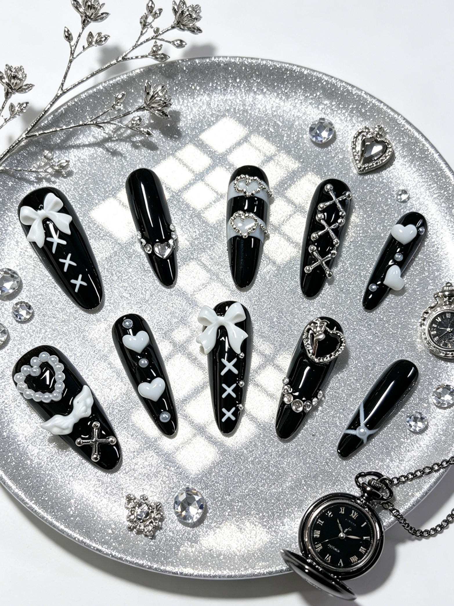 10 Long Black and White Minima - مراجعة Korean Student Lifestyle وسعره